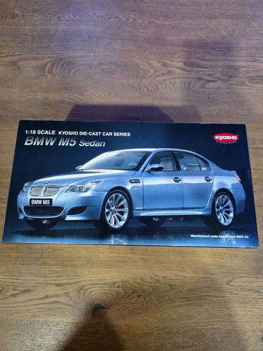 Kyosho bmw e60 v10 silver - kyosho,