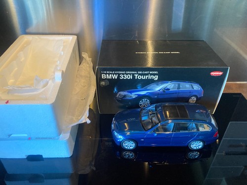 Bmw 330i touring - 330i, 1/18