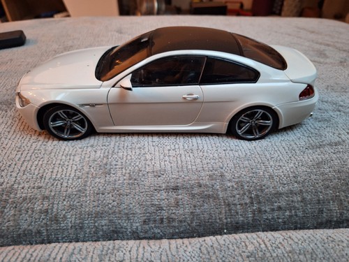 Bmw kyosho white - 1/18,